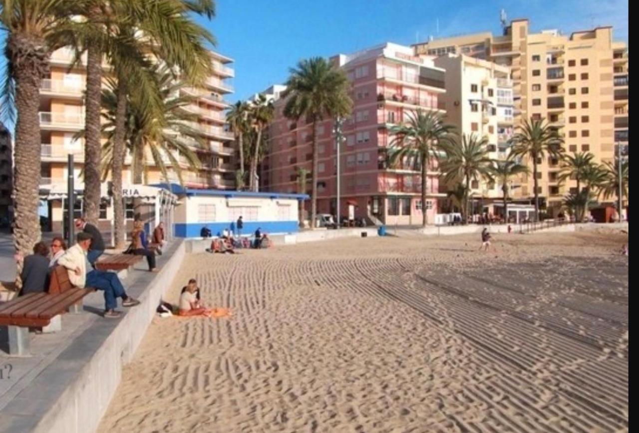 Appartamento Tu Casa Del Mar Torrevieja Esterno foto