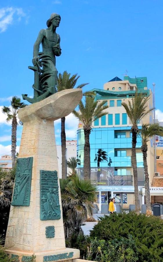 Appartamento Tu Casa Del Mar Torrevieja Esterno foto